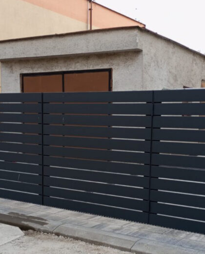 Oceľové brány a ploty: Bezpečnosť, trvácnosť a elegancia na desaťročia